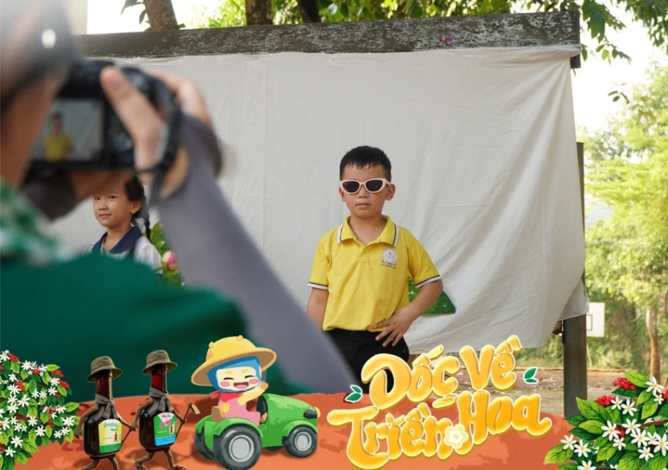 Dốc Về Triền Hoa