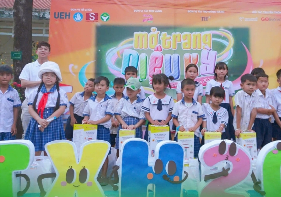 Mở Trang Diệu Kỳ