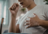 Ho đau sườn có nguy hiểm không? Nguyên nhân, Dấu hiệu và Cách xử lý đúng